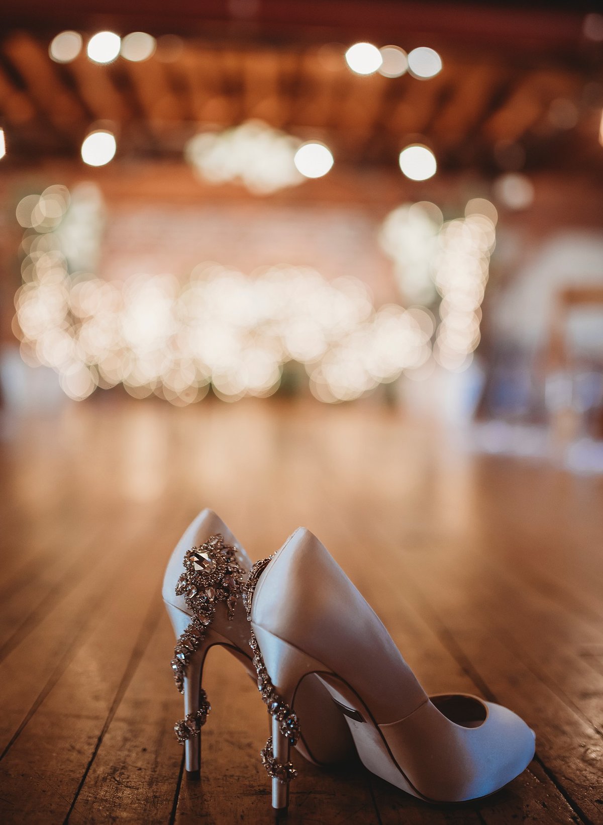 Charm and Brandon-Mitten Building-Janae Marie Photography_0012
